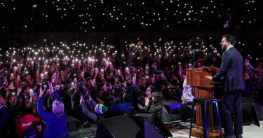 নিউইয়র্কে মেয়র পদে মুসলিম প্রার্থী মামদানির বিশাল শোডাউন