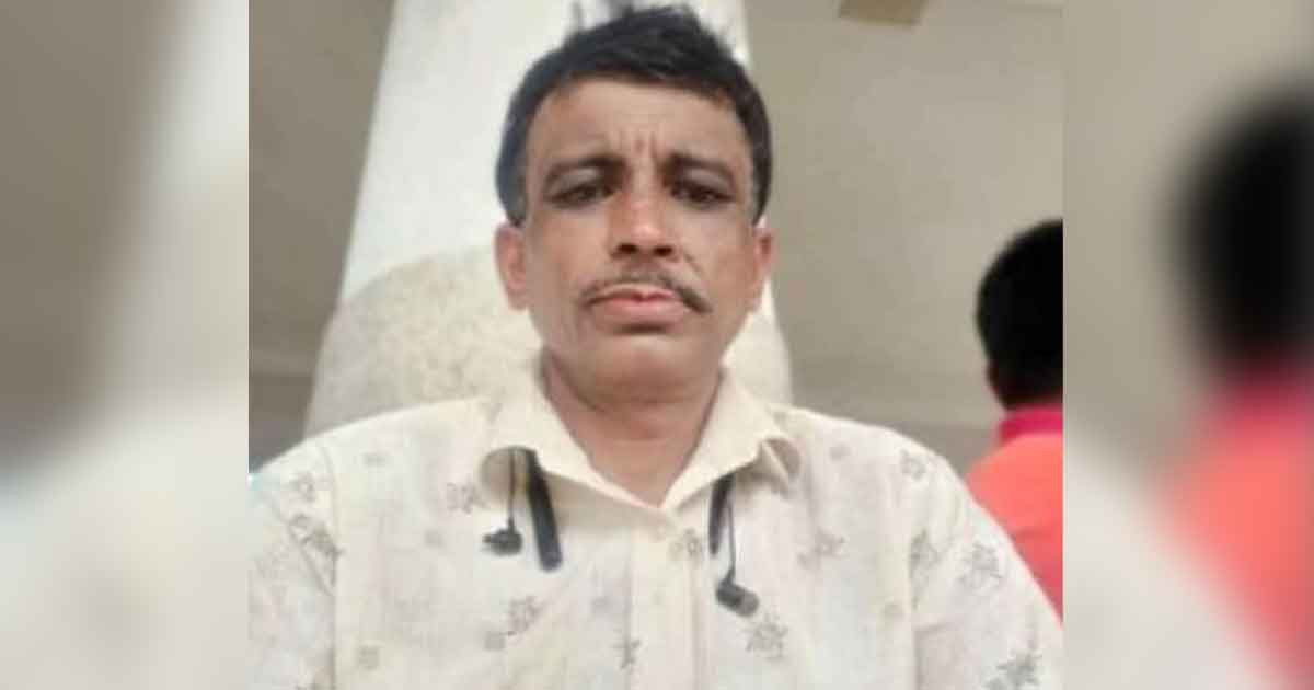 রাতের আঁধারে সেচ্ছাসেবকদল নেতাকে কুপিয়ে হত্যা