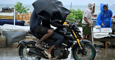 জানা গেল কখন কোথায় আঘাত হানবে শক্তিশালী ঘূর্ণিঝড় ‘মোন্থা’