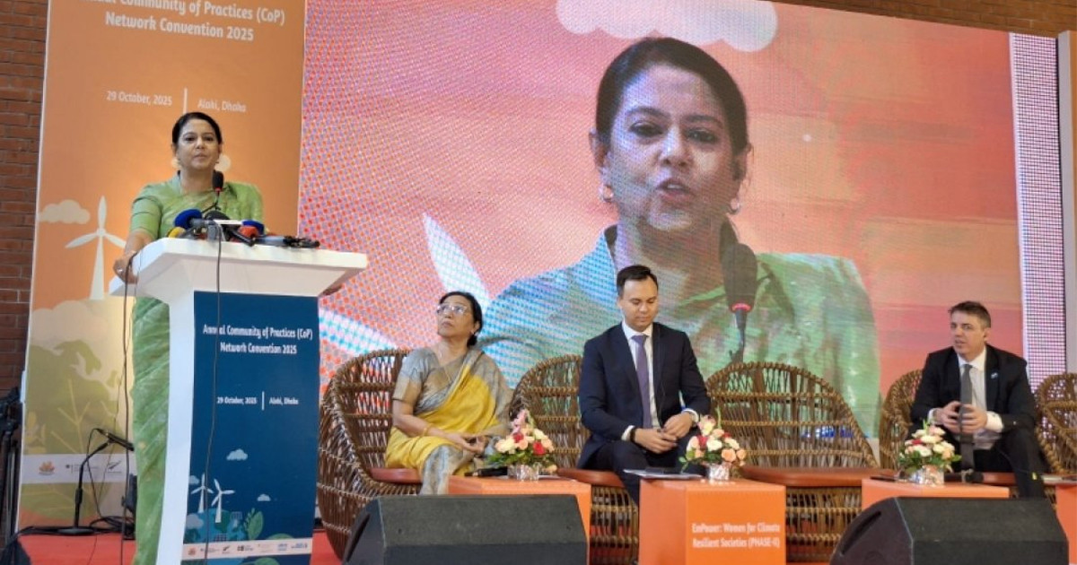 কথা বলে উত্তেজনা বজায় রাখা রাজনৈতিক কৌশল: পরিবেশ উপদেষ্টা