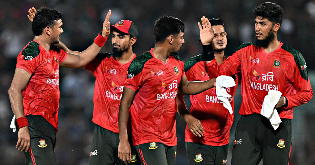 দ্বিতীয় টি-টোয়েন্টিতে ১৫০ রানের লক্ষ্য পেল বাংলাদেশ