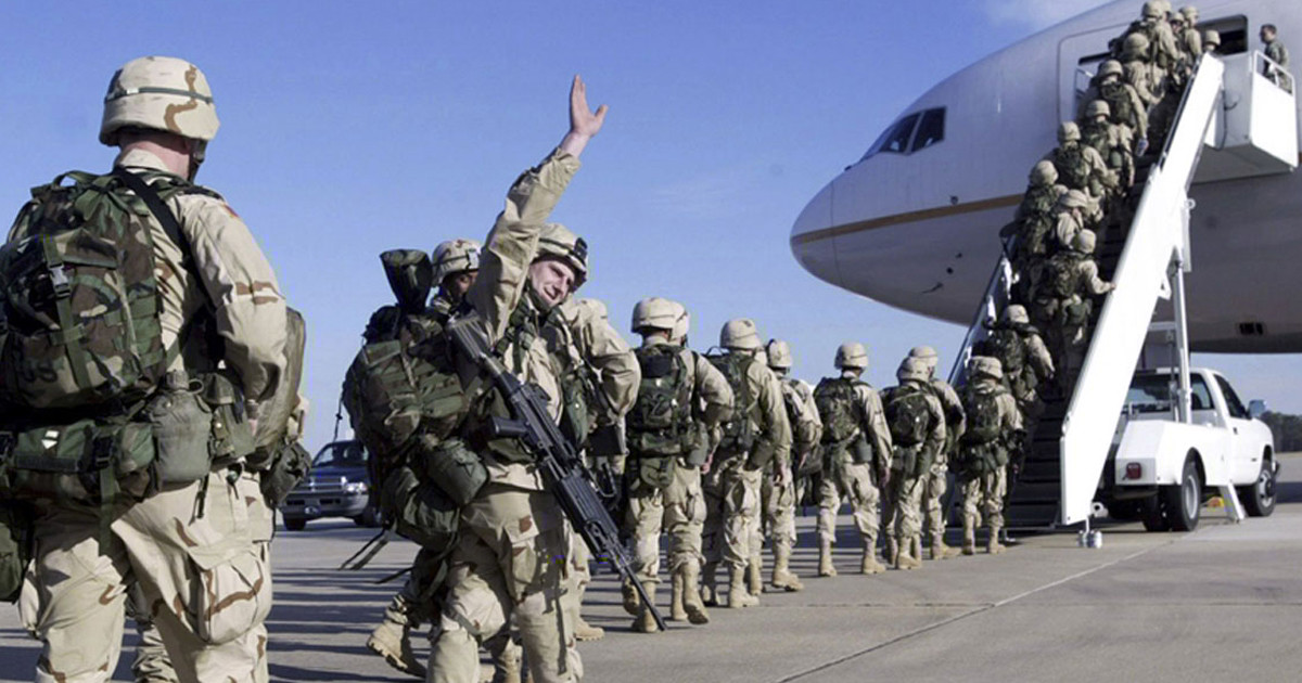 রোমানিয়া থেকে অর্ধেক সেনা প্রত্যাহার করছে যুক্তরাষ্ট্র