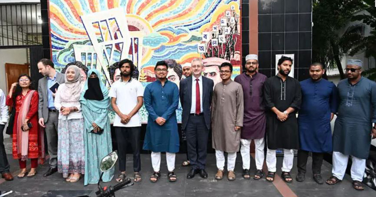 ডাকসু নেতাদের সঙ্গে ইইউ রাষ্ট্রদূতের সৌজন্য সাক্ষাৎ