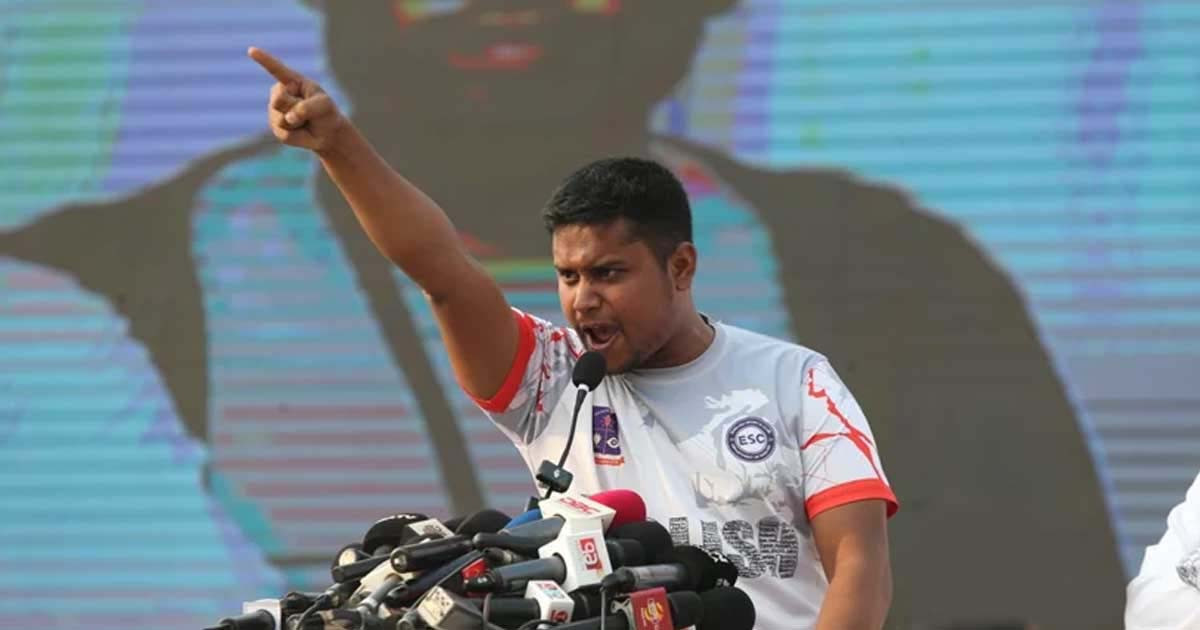 গণভোটের ব্যাপারে আদেশ জারি প্রধান উপদেষ্টাকেই করতে হবে: হাসনাত