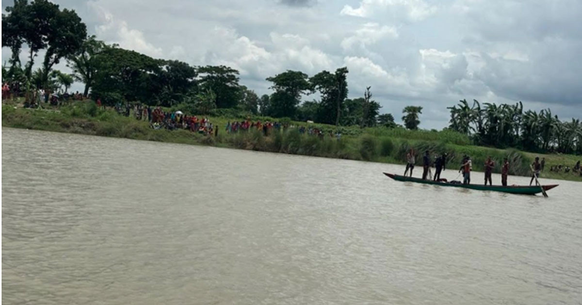 প্রাণে বাঁচতে নদীতে ঝাঁপ, পিটুনিতে নিহত ডাকাতির আসামি