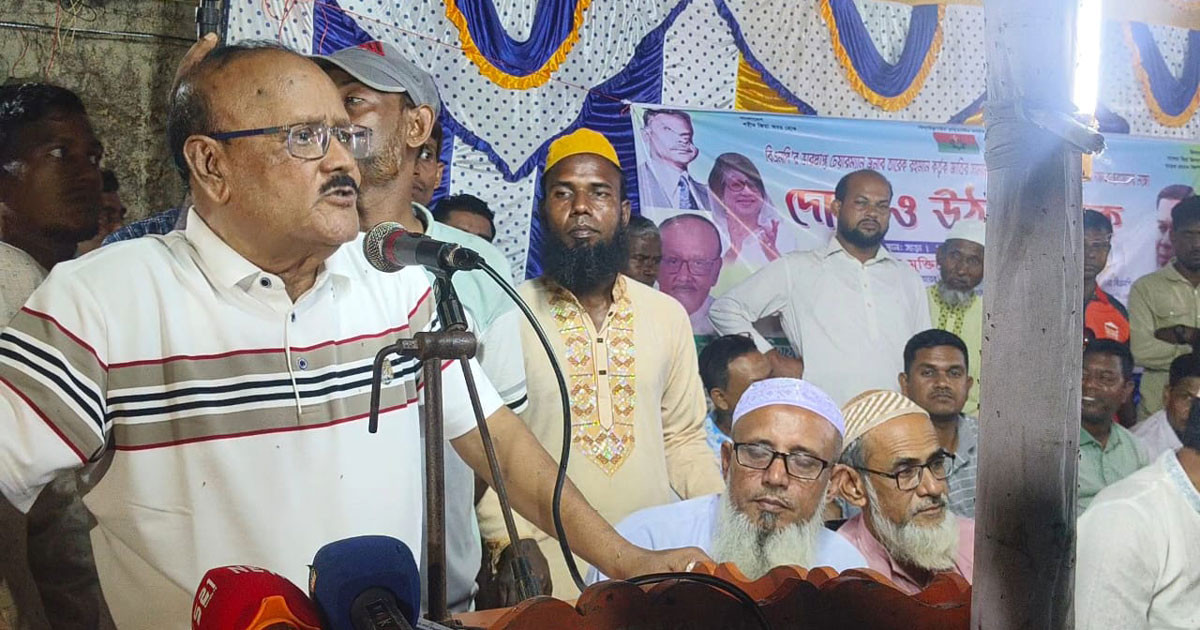 নওগাঁর নিয়ামতপুরে তারেক রহমানের ৩১ দফা বাস্তবায়নে কর্মীসভা