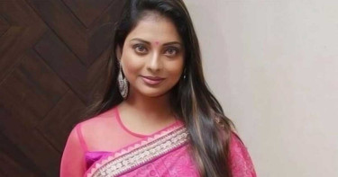 স্বর্ণ ও নগদ অর্থ চুরির অভিযোগ অভিনেত্রীর বিরুদ্ধে