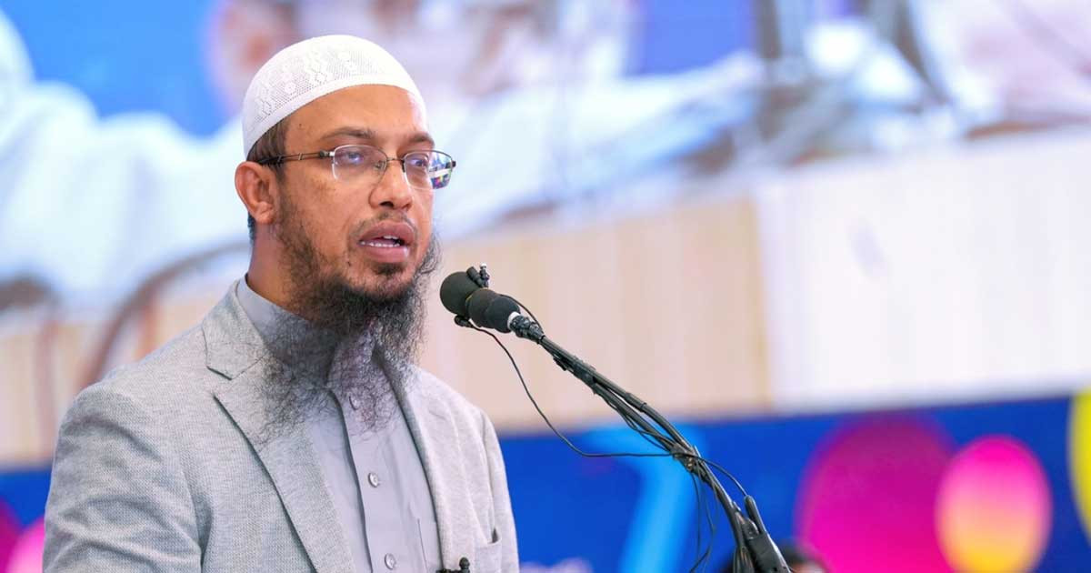 হুজুররা শুধু ওয়াজ করে, এমন ধারণার পরিবর্তন আনতে হবে: শায়খ আহমাদুল্লাহ