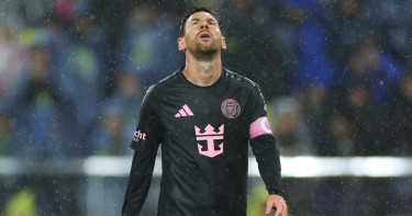 মেসির দুর্দান্ত গোলের পরও হার এড়াতে পারলো না মায়ামি