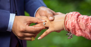 এসে গেল বিয়ের মৌসুম, জানুন চক্ষু শীতলকারী স্ত্রী লাভের দোয়া