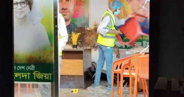 খুলনায় বিএনপি নেতার কার্যালয়ে বোমা বিস্ফোরণ-গুলি, নিহত ১