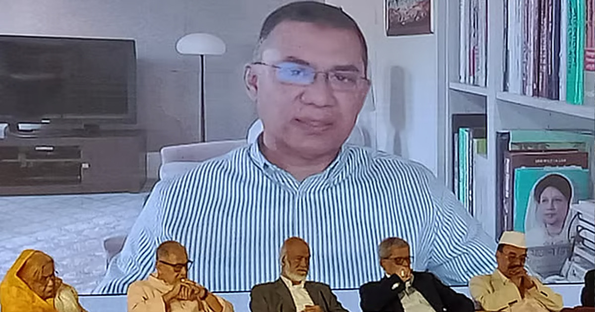 চার পাশে সুপ্ত আকাঙ্ক্ষায় গুপ্ত স্বৈরাচার ওত পেতে