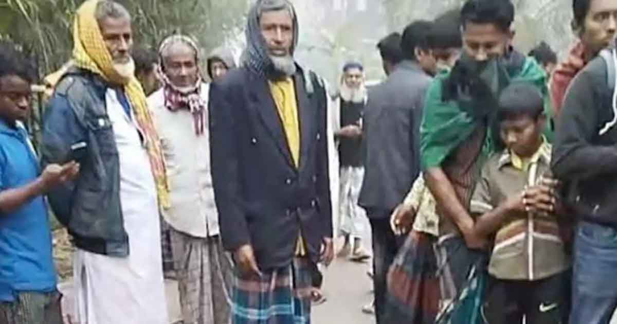 নোয়াখালীতে ট্রাকচাপায় সড়কে ঝরল পাঁচ প্রাণ