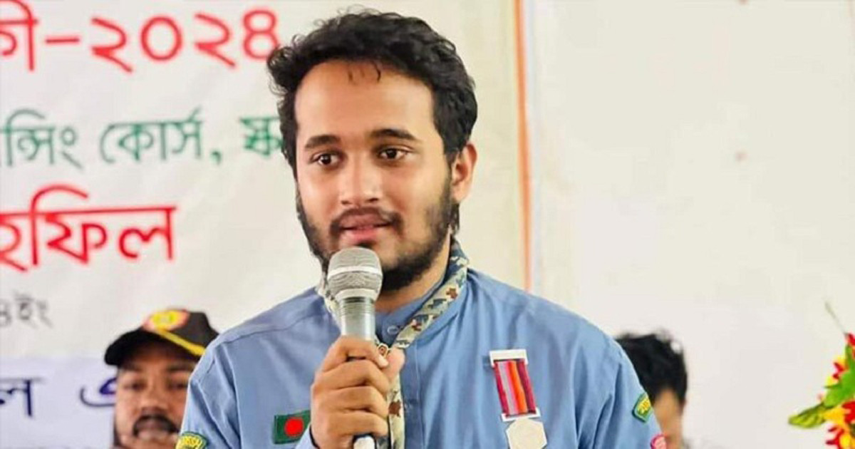 ঢাকা-১৮ আসন থেকে প্রার্থী হওয়ার গুঞ্জন মীর স্নিগ্ধের