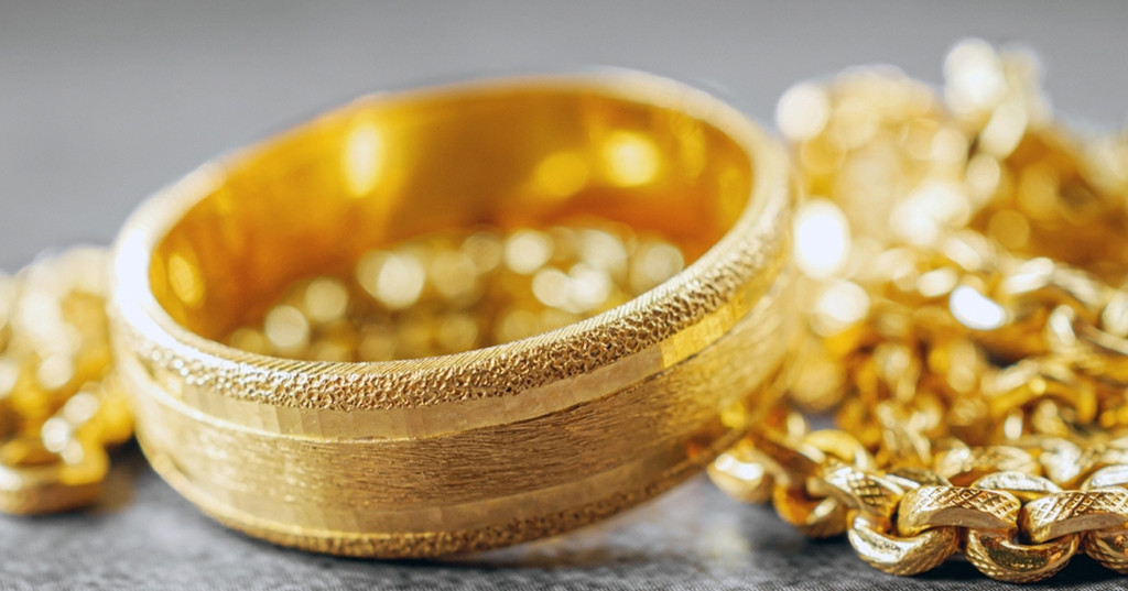 বাংলাদেশে আজ ২২, ২১ ও ১৮ ক্যারেটের স্বর্ণ কত দামে বিক্রি হবে?