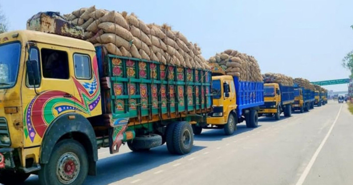 স্থলবন্দর দিয়ে নেপালে গেল ১ হাজার ৭০১ টন আলু