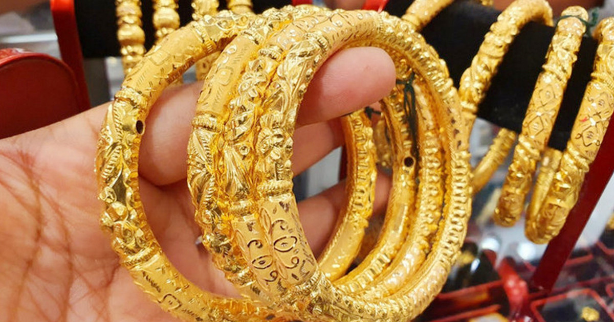 দেশের বাজারে আজ যে দামে বিক্রি হচ্ছে ২২, ২১ ও ১৮ ক্যারেটের স্বর্ণ