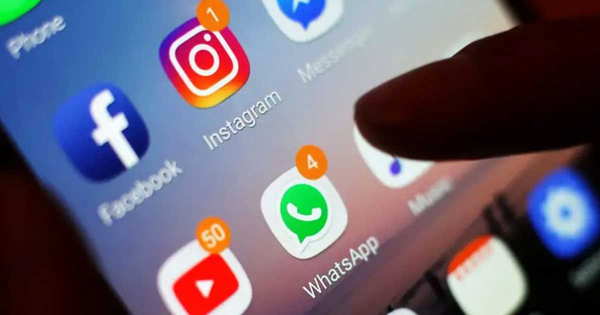 ডেনমার্ক ১৫ বছরের কম বয়সীদের জন্য সামাজিকমাধ্যম ব্যবহার নিষিদ্ধ হচ্ছে