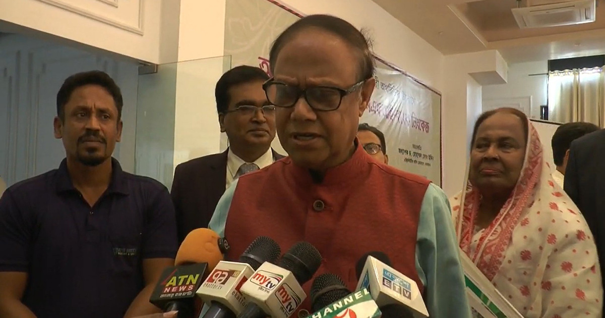 রাজনীতি স্থিতিশীল থাকলে অর্থনীতি সামনে আরও ভালোভাবে চলবে: গভর্নর