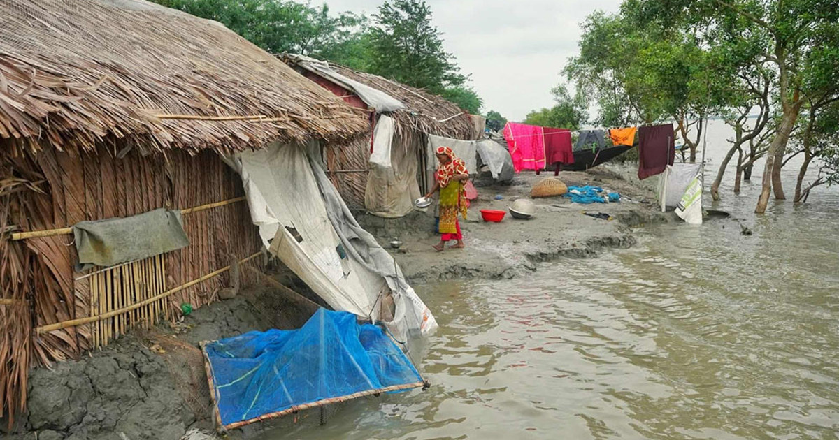 স্বাস্থ্য ও জীবিকার সংকটে সুন্দরবনঘেঁষা কয়রার মানুষ