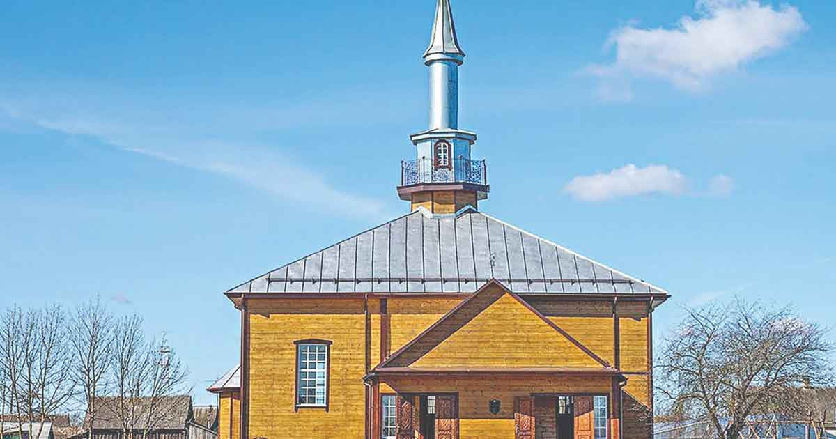 বেলারুশে শতাব্দীর ঐতিহ্যবাহী কাঠের মসজিদ