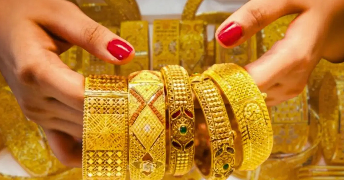 বাংলাদেশে আজ প্রতি ভরি স্বর্ণের মূল্য দাঁড়িয়েছে কত টাকা?