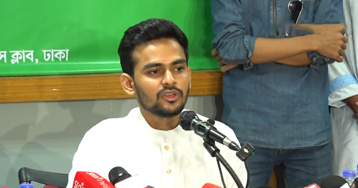 ঢাকা-১০ আসনের ভোটার হতে নির্বাচন অফিসে যাবেন আসিফ মাহমুদ