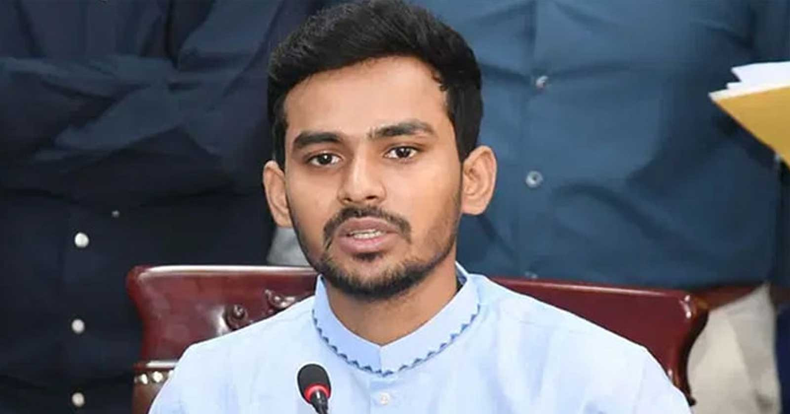 পদত্যাগের বিষয়ে যা জানালেন আসিফ মাহমুদ