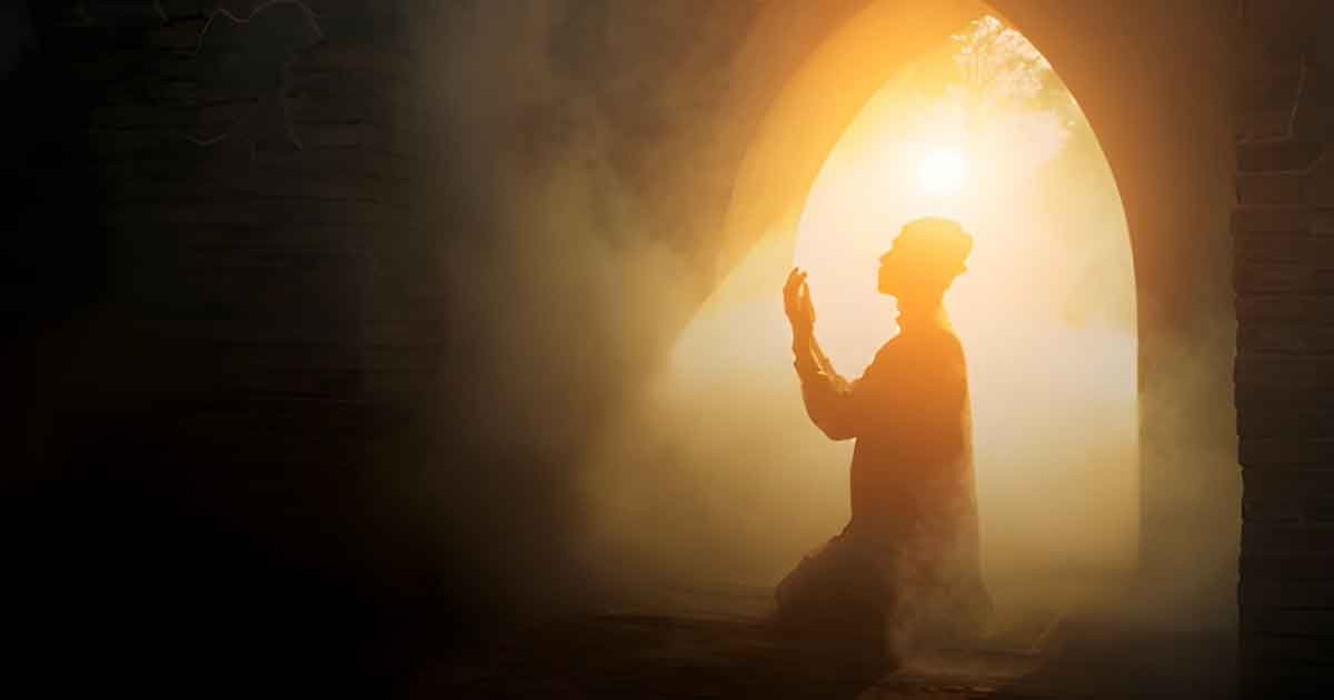 অহংকারী ইবাদতকারীর চেয়ে ভীত গোনাহগার উত্তম