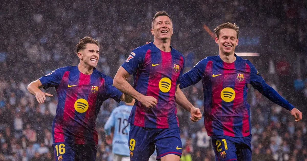 লেভানদোভস্কির হ্যাটট্রিক, বার্সেলোনার জয়