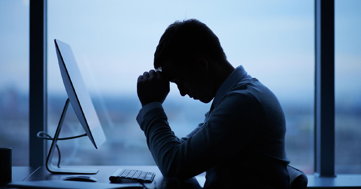 কম্পিউটার চালু হতে সময় লাগে, এই সময়ের বেতন দাবিতে কর্মীদের মামলা