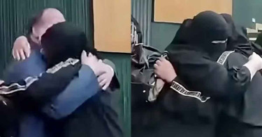 হজের লটারিতে একসঙ্গে তিন ভাই-বোনের নাম, লুটিয়ে পড়লেন সিজদায় (ভিডিও)