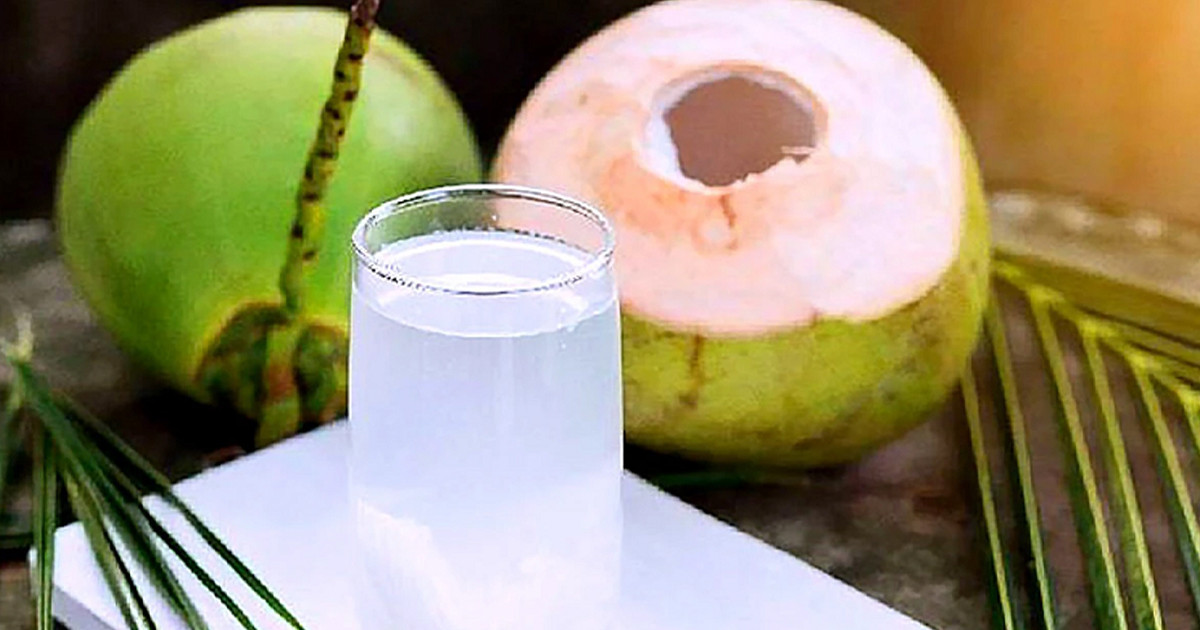 ডাবের পানি খাইয়ে অনশন ভাঙানোর কারণ জেনে নিন