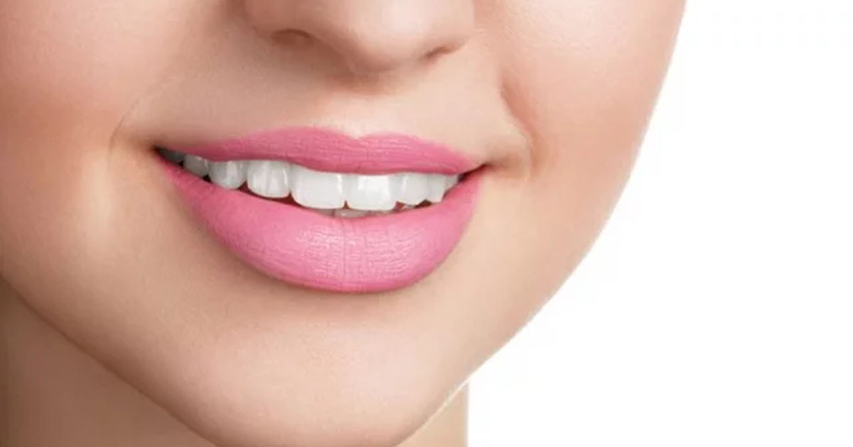 শীতে ঠোঁট ফাটা রোধে ঘরোয়া উপায়