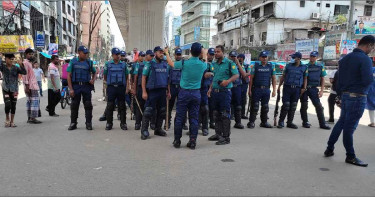 নিরাপত্তার চাদরে রাজধানী, মোড়ে মোড়ে চলছে তল্লাশি
