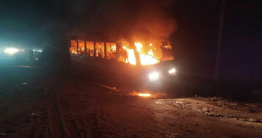 বাসে আগুন দেওয়ার ঘটনায় মামলা, ধরা আ.লীগ নেতা