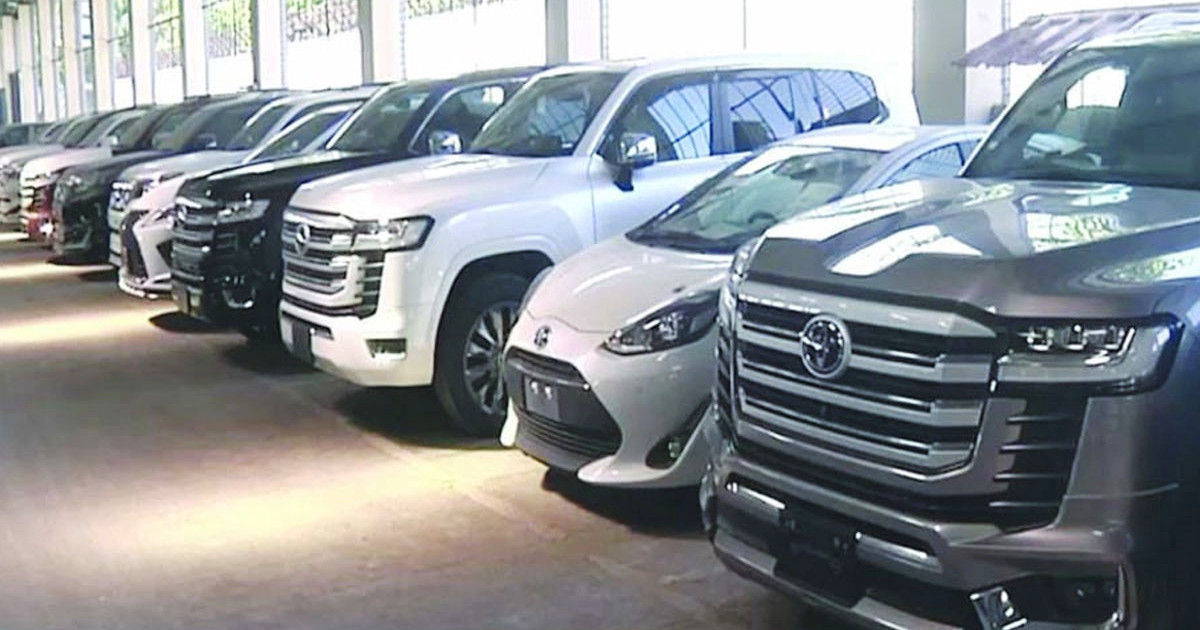 নিলামে অবিক্রিত ৩১ বিলাসবহুল গাড়ি যাচ্ছে জনপ্রশাসনে