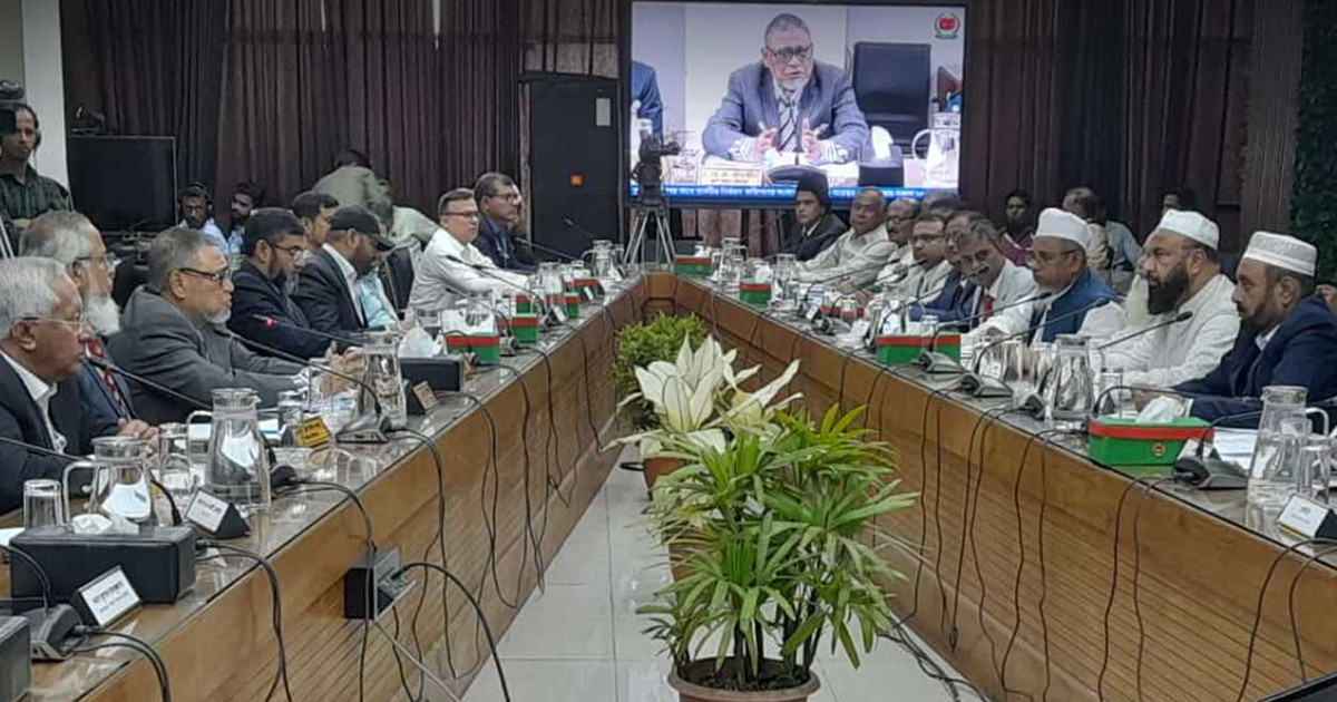 ইসির সঙ্গে রাজনৈতিক দলগুলোর সংলাপ শুরু