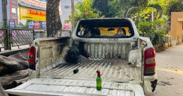 গোপালগঞ্জে গণপূর্ত বিভাগ ও গ্রামীণ ব্যাংকে পেট্রোল বোমা নিক্ষেপ