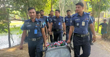 ফরিদপুরে ৩২টি পেট্রোল বোমা উদ্ধার