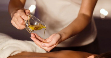 প্রতিদিন নাভিতে তেল দিলে শরীরে ঘটে আশ্চর্য ৭ পরিবর্তন