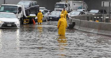 সৌদি আরবে ভারি বৃষ্টির আভাস, বন্যার সতর্কতা জারি!