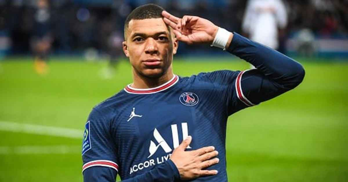 এমবাপ্পের জোড়া গোল, বিশ্বকাপের টিকিট পেল ফ্রান্স