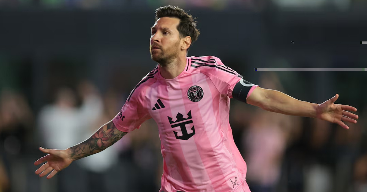 ক্যাম্প ন্যুতে থাকবে মেসির ভাস্কর্য: বার্সা প্রেসিডেন্ট