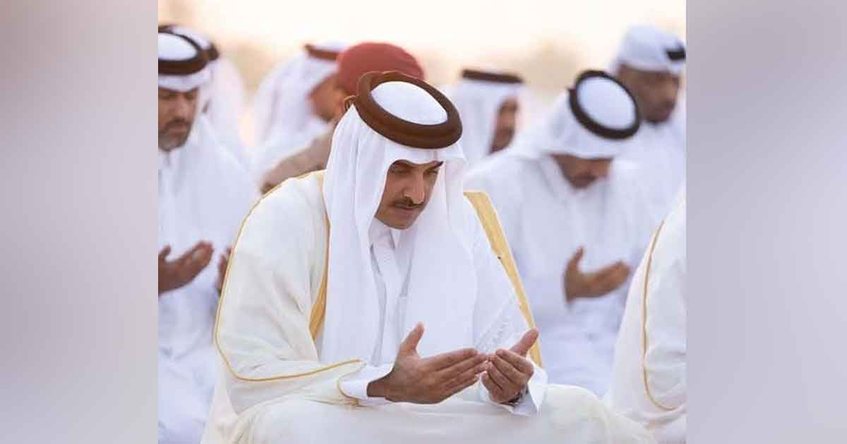 কাতারে বৃষ্টি প্রার্থনা করে নামাজ আদায়