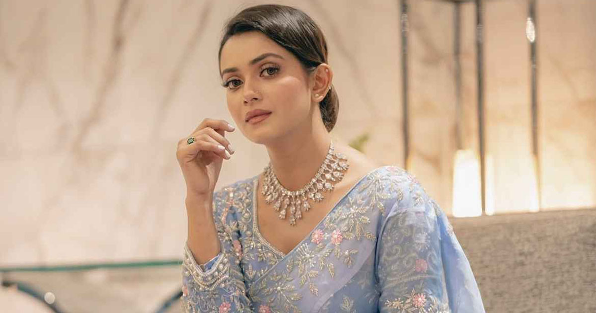 তানজিন তিশার বিরুদ্ধে জিডি