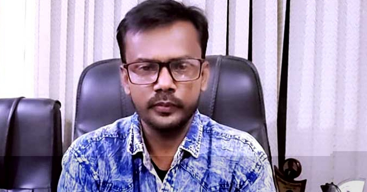 হিরো আলম গ্রেপ্তার হয়েছেন