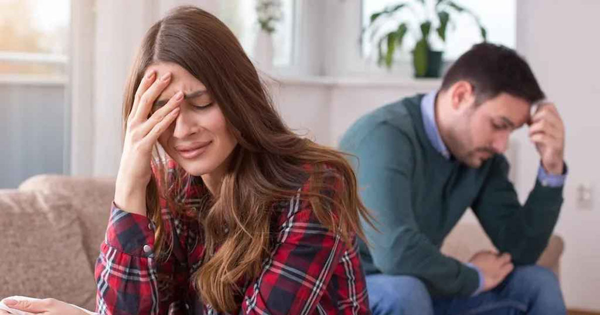 যে ৭টি লক্ষণ বলে দিবে আপনার বিবাহিত জীবন ভাঙনের পথে