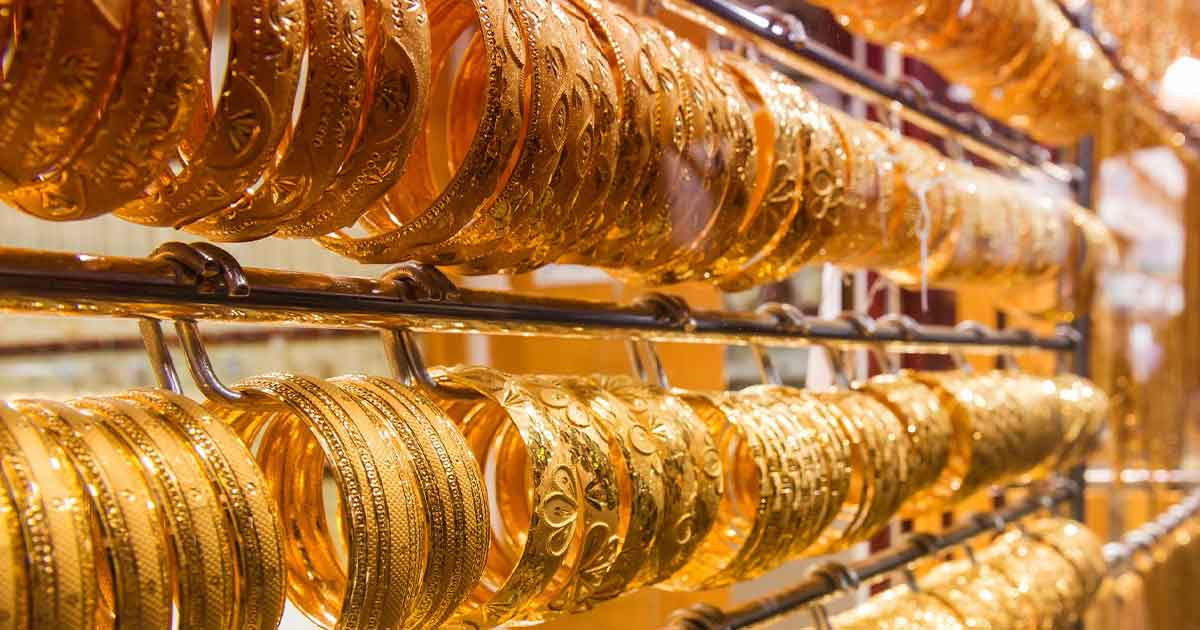 ৪ দফা বাড়ার পর অবশেষে স্বর্ণের দামে বড় পতন