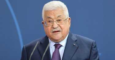 ‘ফিলিস্তিনিদের জন্য বোঝা’ ৯০ বছরের আব্বাস!